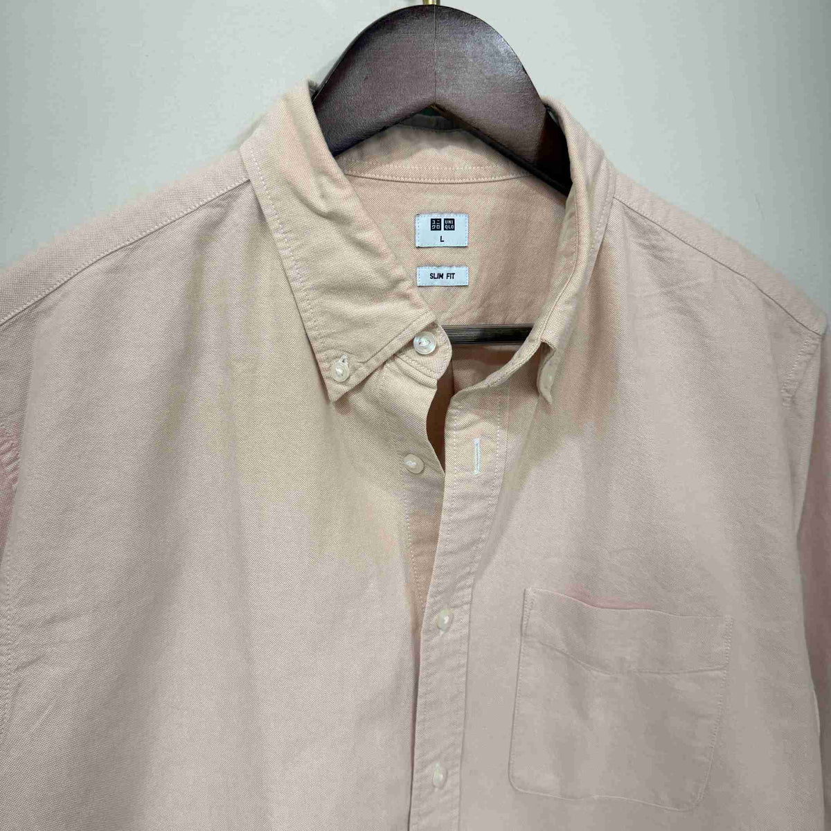 Uniqlo peach solid slim-fit shirt