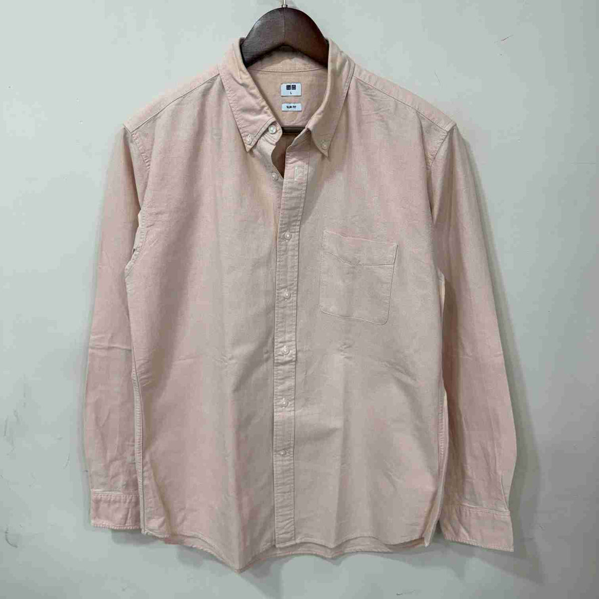 Uniqlo peach solid slim-fit shirt
