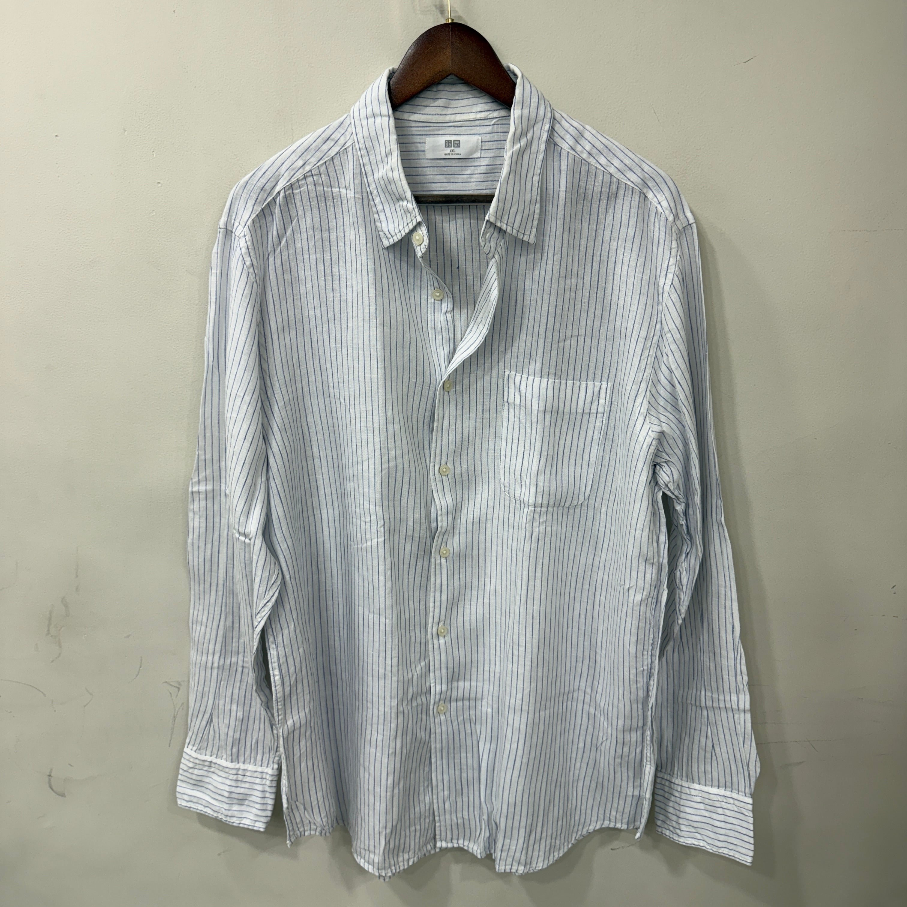 Uniqlo 100% linen stripes shirt