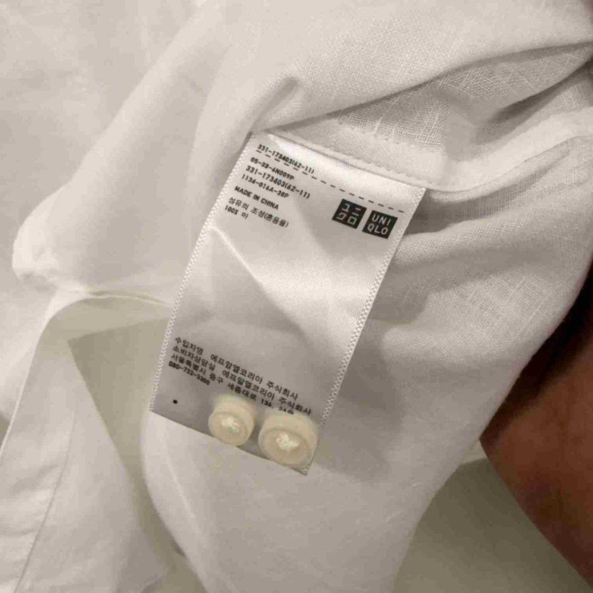 Uniqlo 100% linen white chinese collar shirt