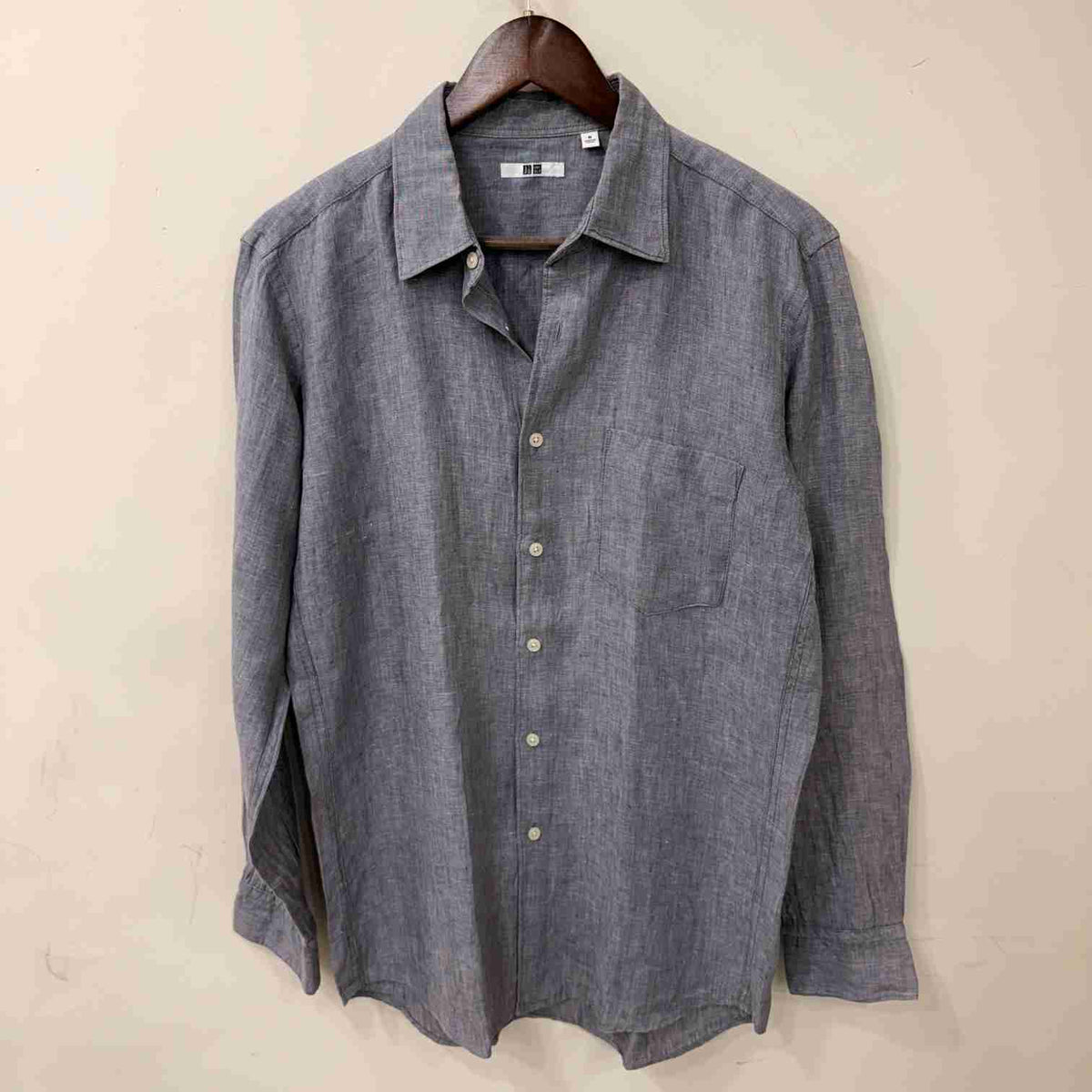 Uniqlo grey 100% linen solid shirt
