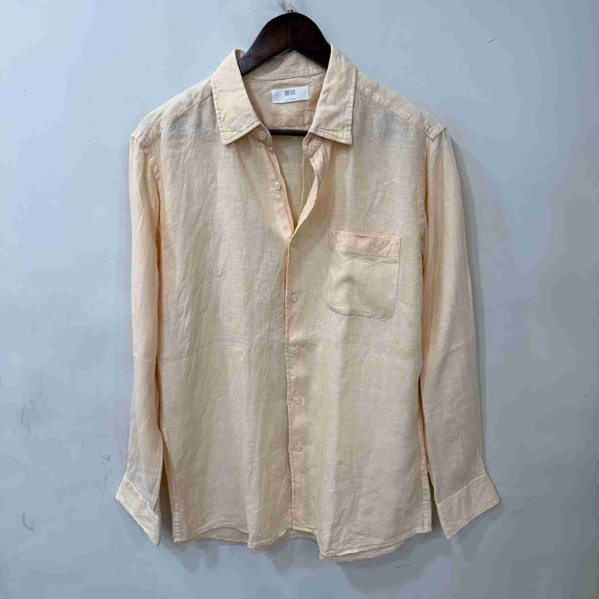 Uniqlo light orange 100% linen solid shirt