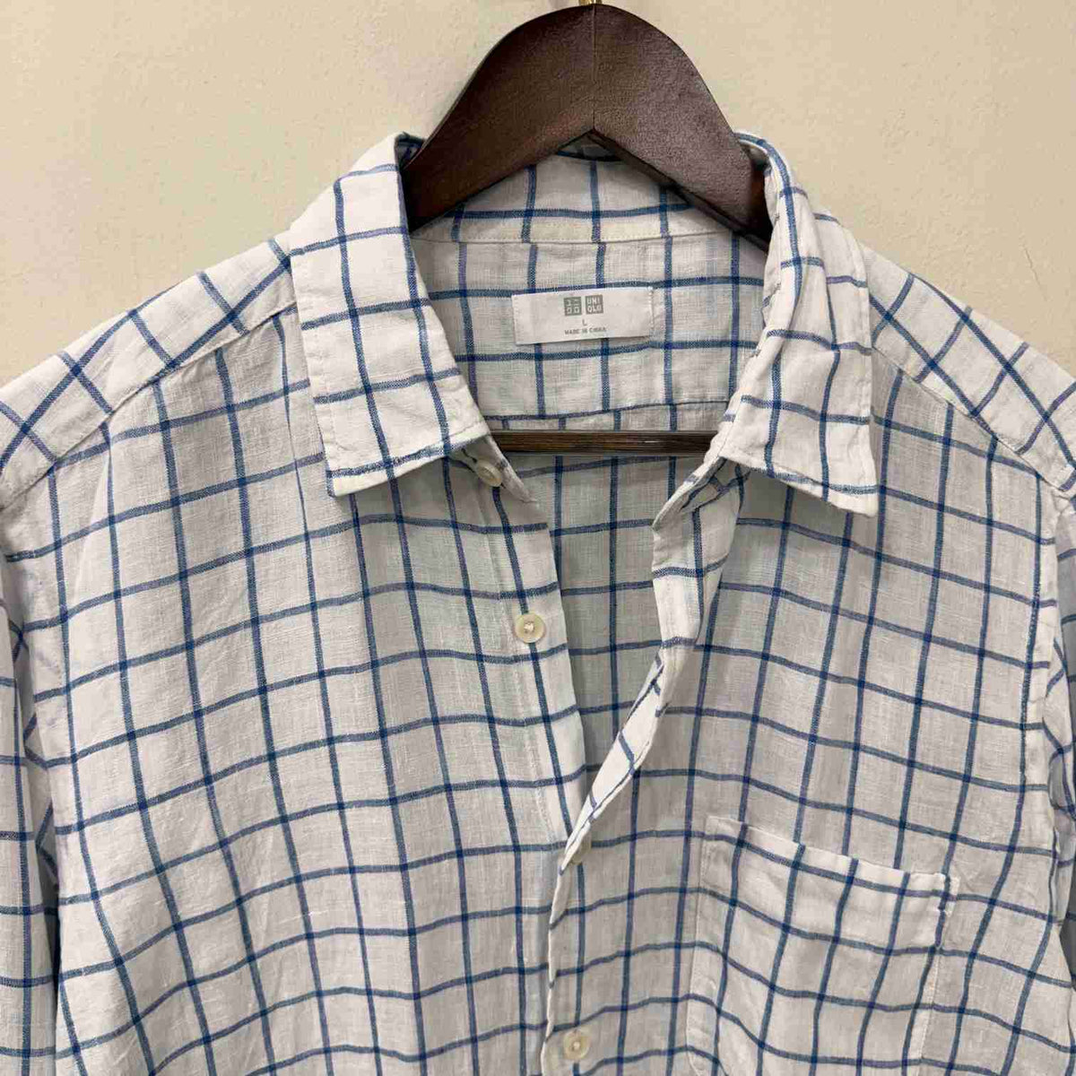 Uniqlo 100% linen checkerd shirt