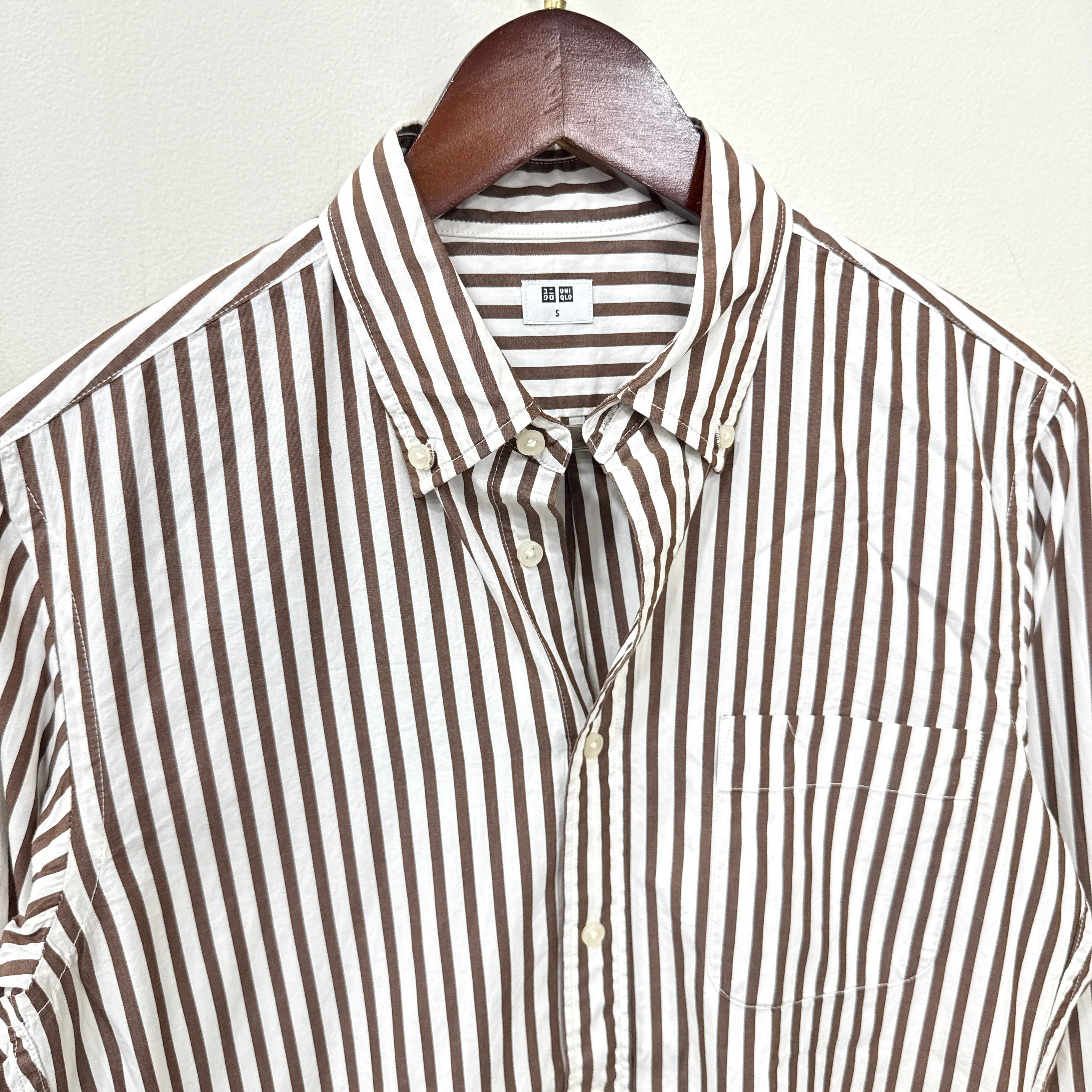 Uniqlo brown stripes shirt