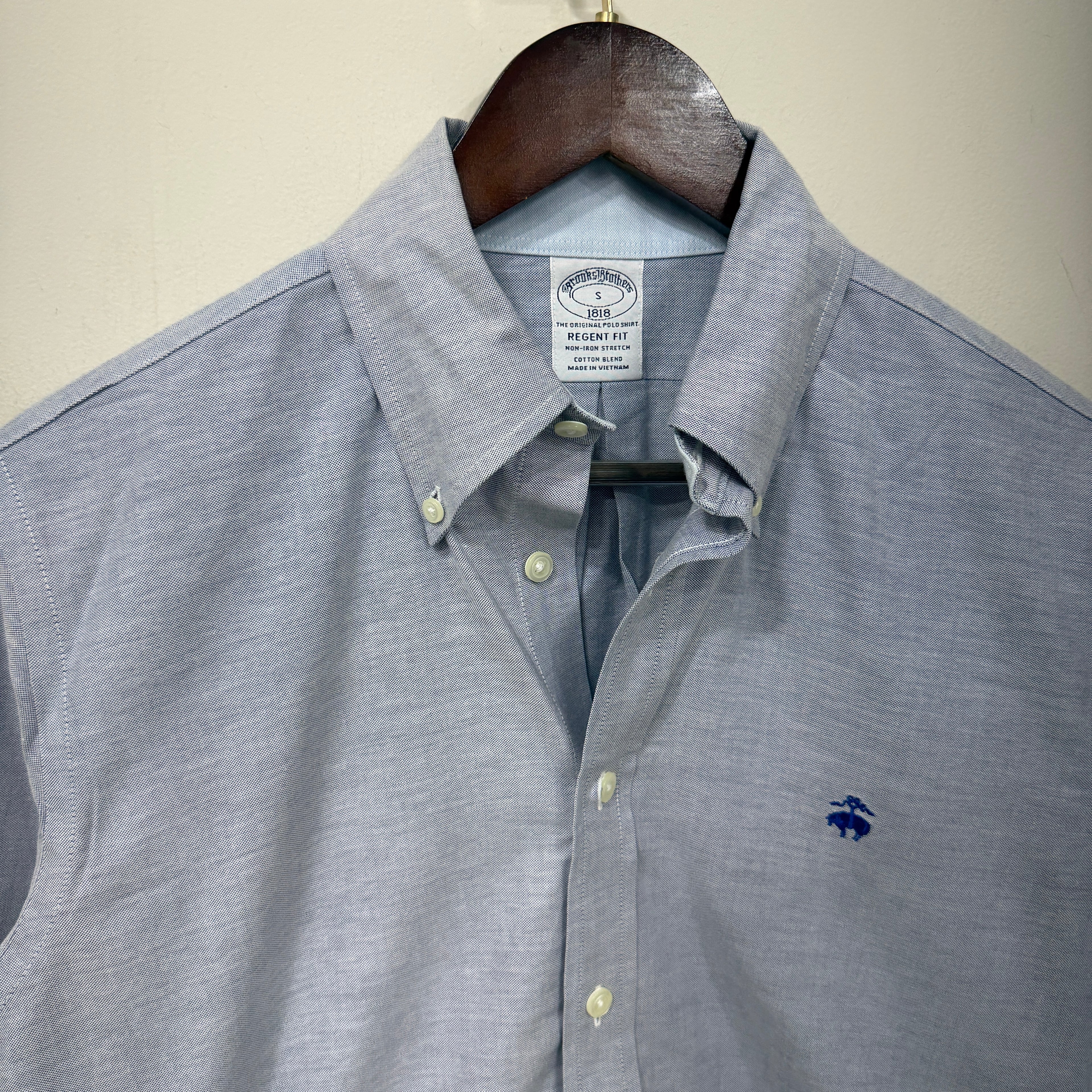 Brooks Brothers button down solid shirt
