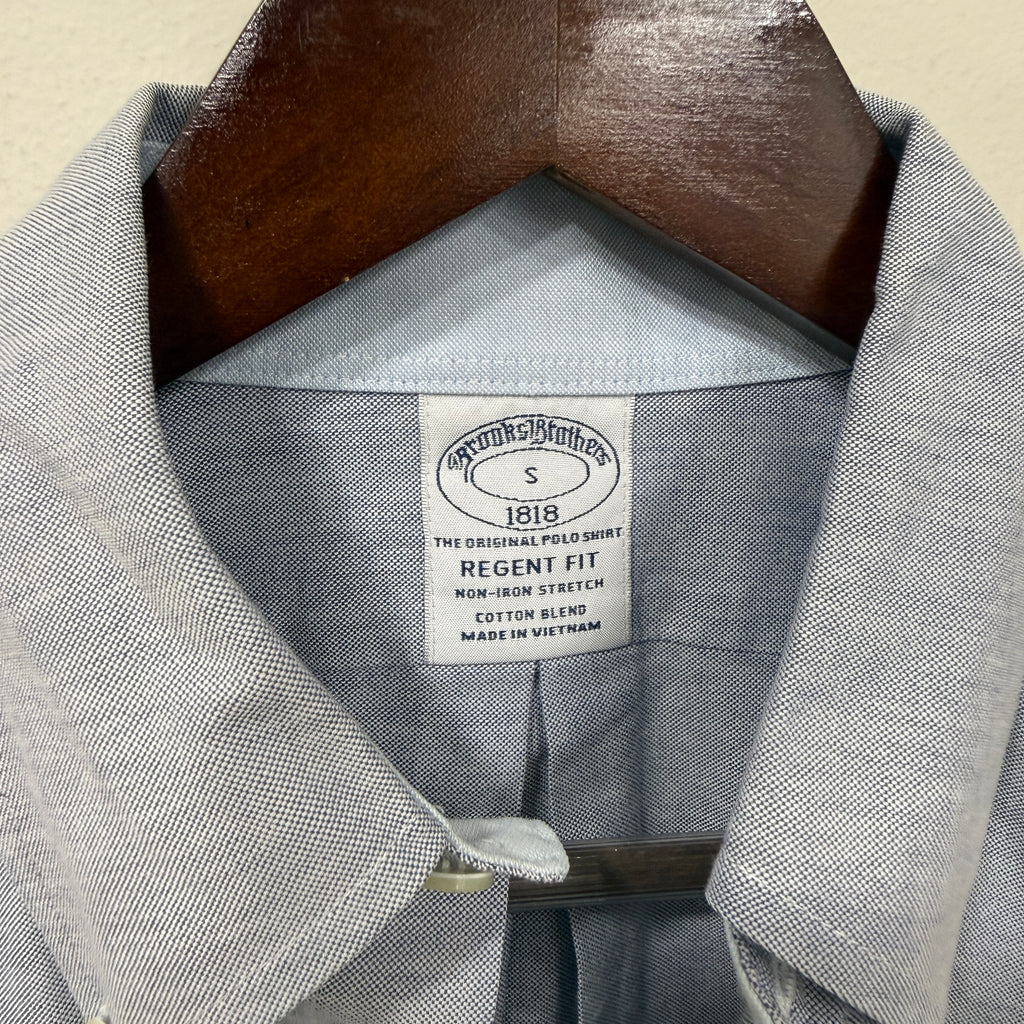 Brooks Brothers button down solid shirt