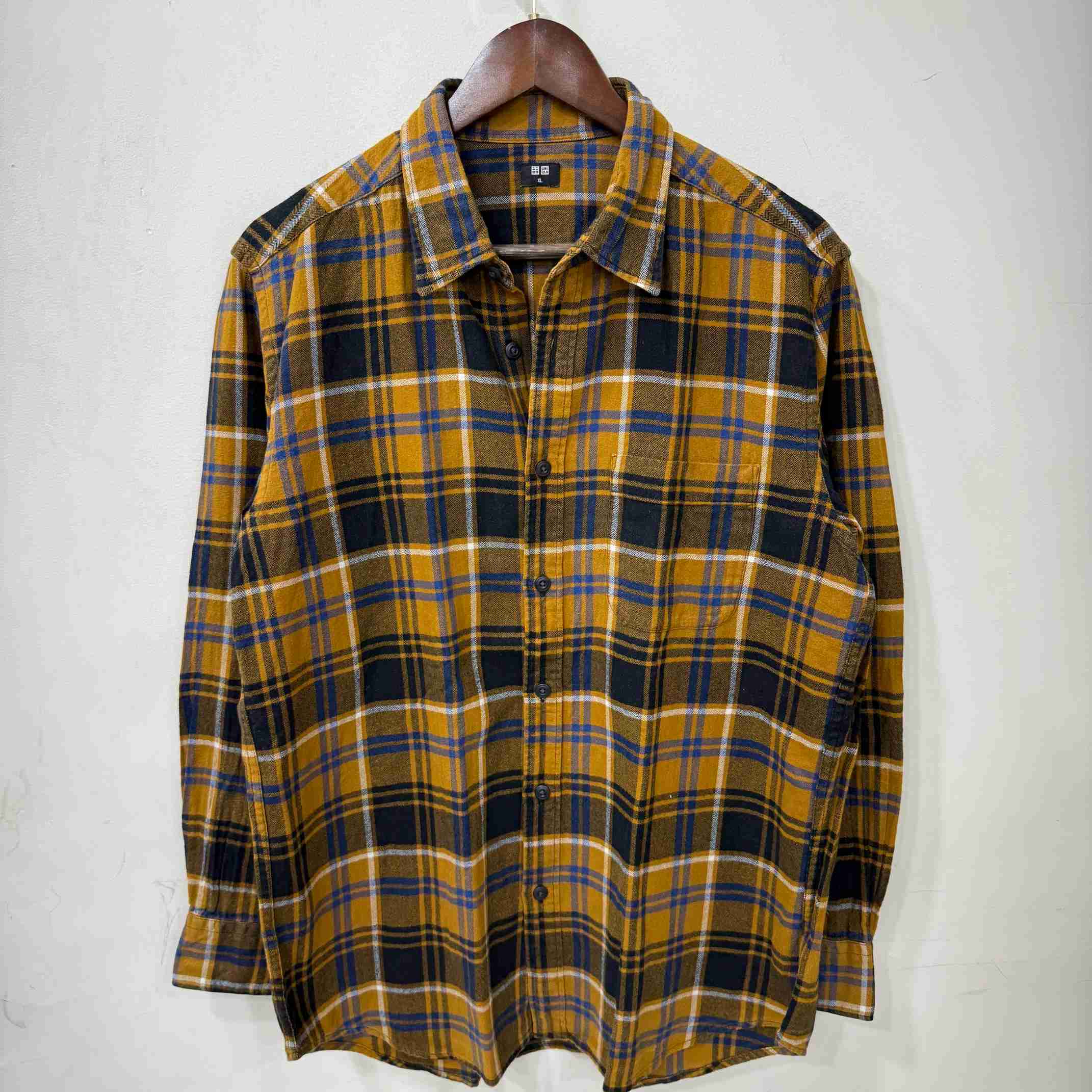 Uniqlo checkered shirt