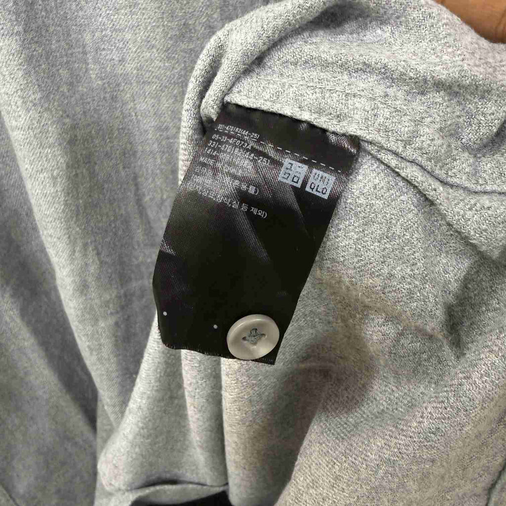 Uniqlo Grey solid shirt